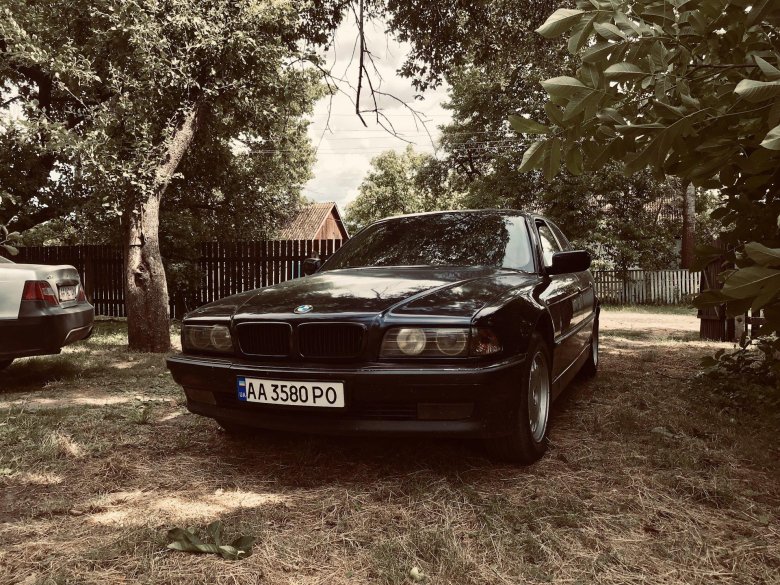 Bmw e38 бандитка
