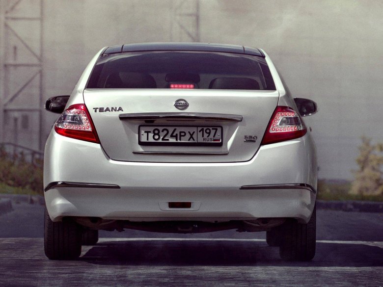 Nissan teana 2011