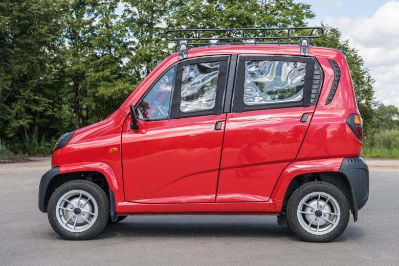 Bajaj qute