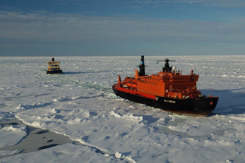 50 лет победы ледокол