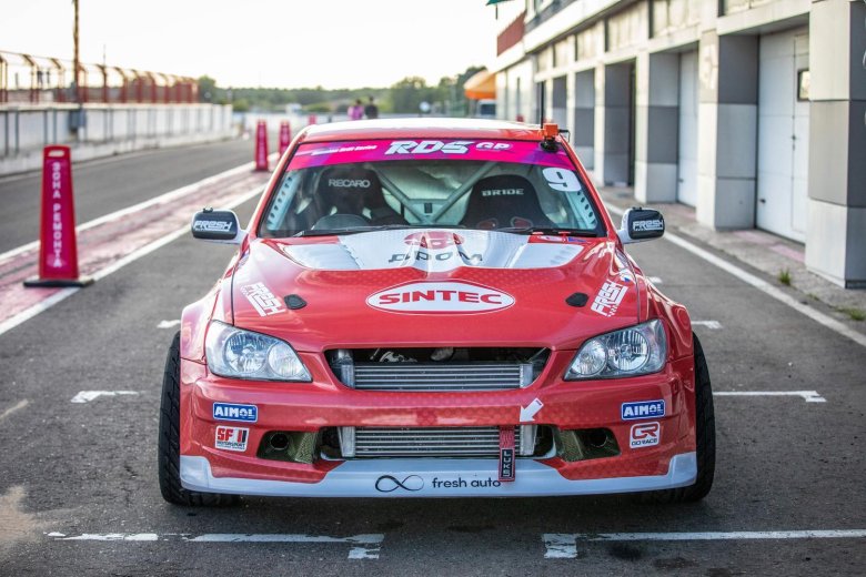 Toyota altezza rds дамир