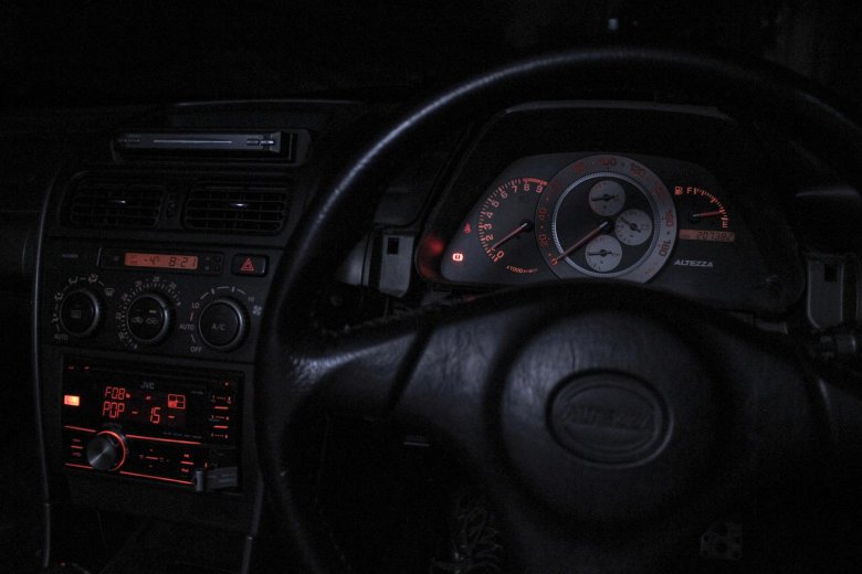 Панель тойота альтеза