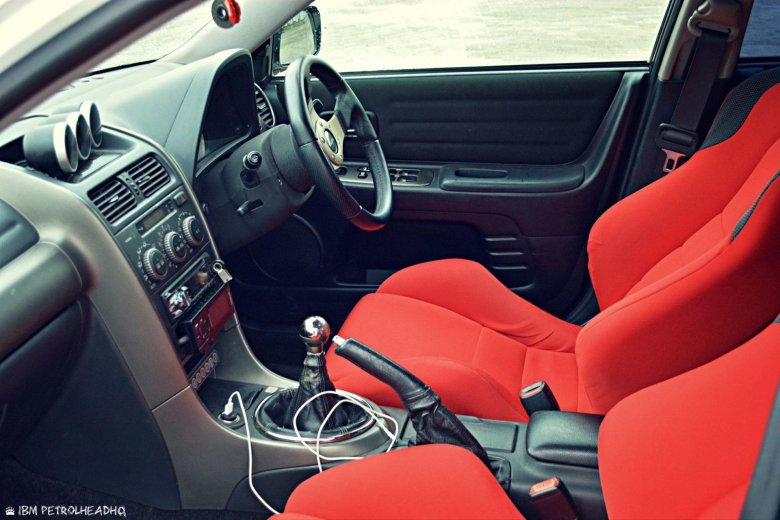 Toyota altezza салон