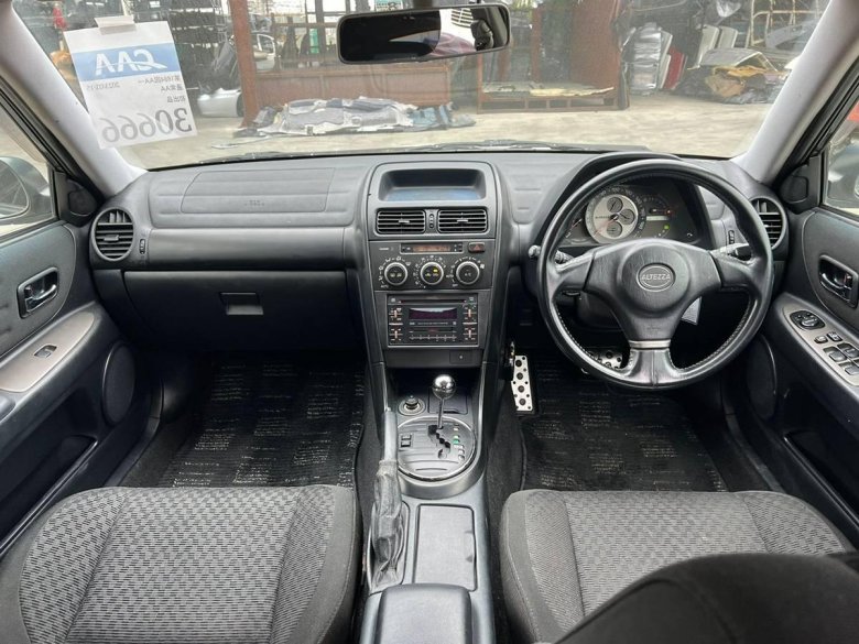 Toyota altezza 1998 2005