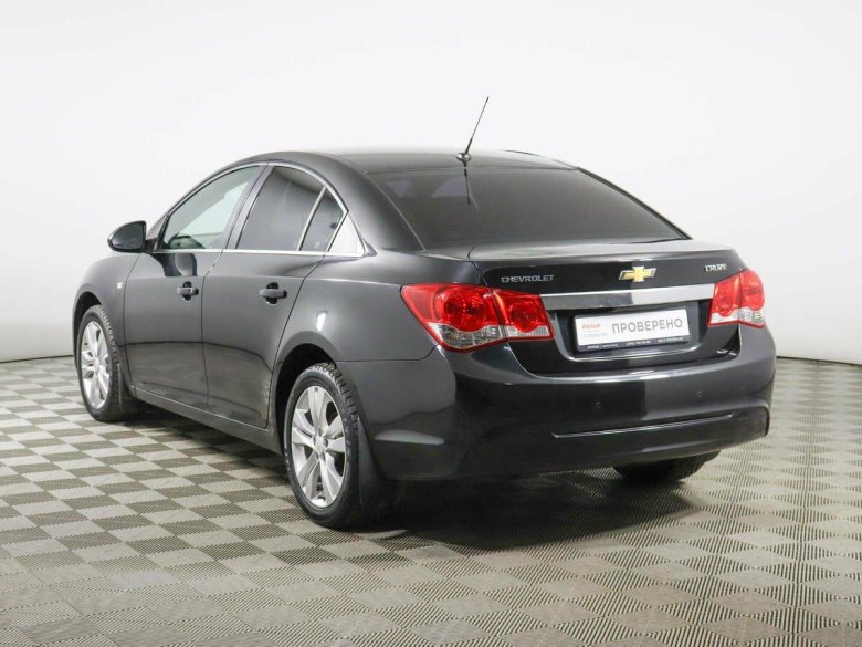 Шевроле круз хэтчбек 2012 черный