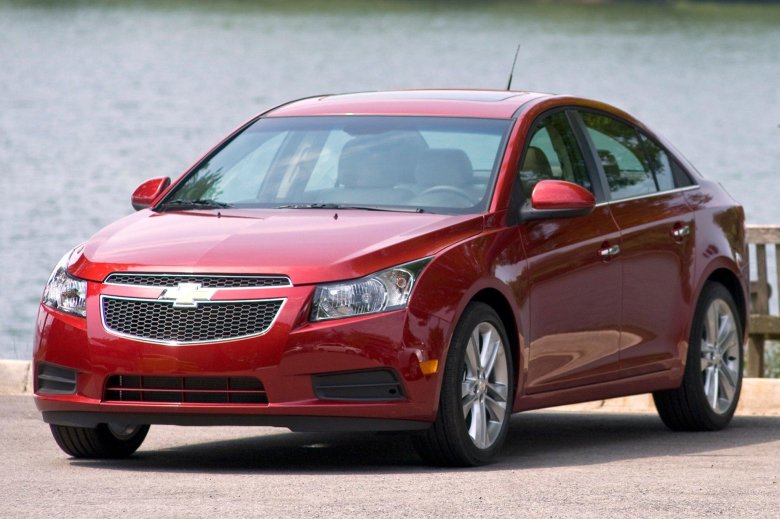 Chevrolet cruze 2013 седан