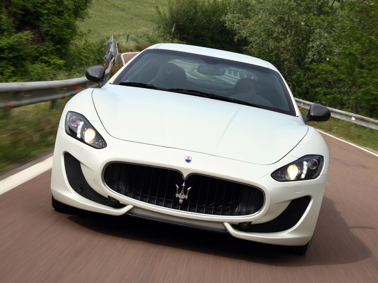Maserati granturismo sport