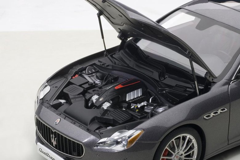 Autoart maserati quattroporte