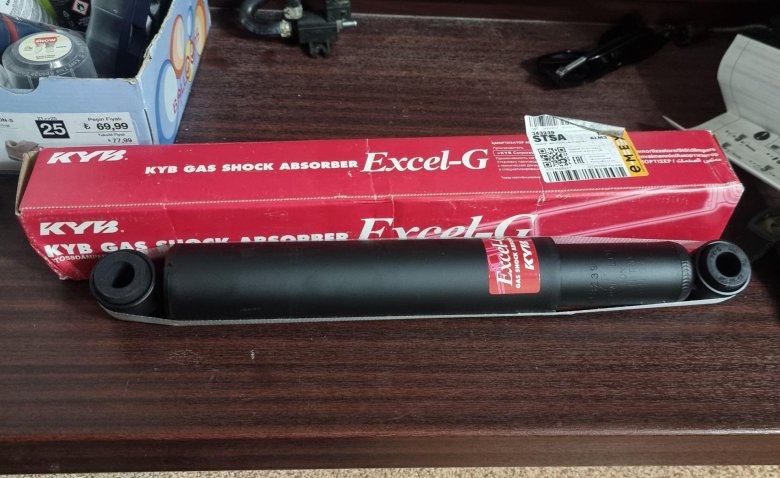 Задние амортизаторы