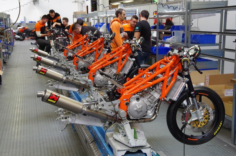 Ktm moto 3