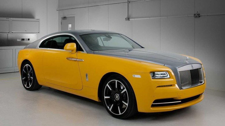Желтый роллс ройс