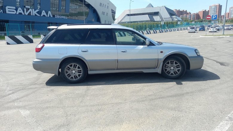 Субару легаси ланкастер 2001