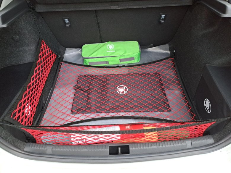 Skoda octavia a7 сетки в багажнике