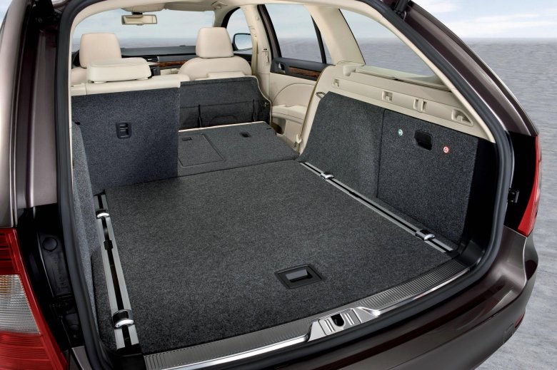 Skoda superb универсал багажник