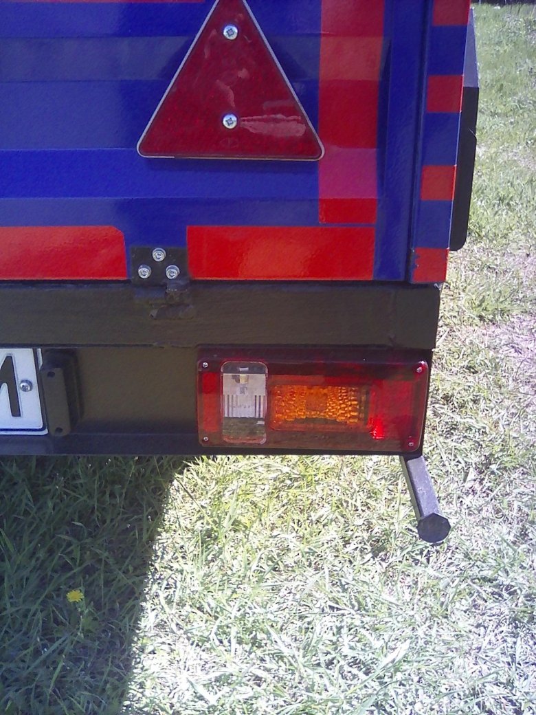 Задние фонари прицепа белаз 81201