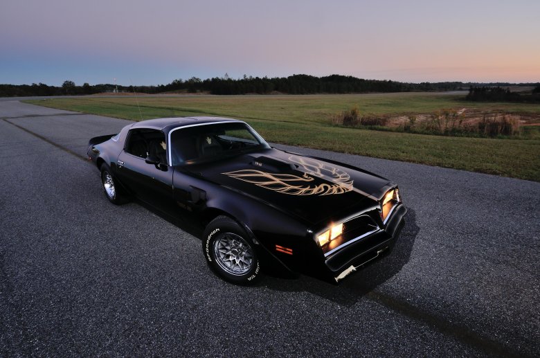 Pontiac firebird trans am 1977