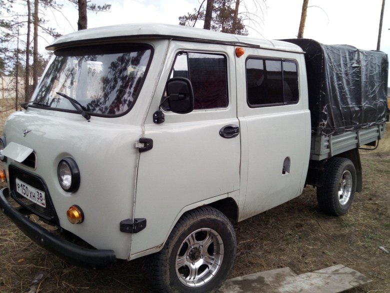 Автомобиль уаз фермер