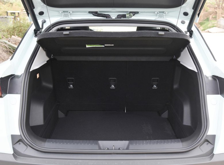 Omoda c5 багажник