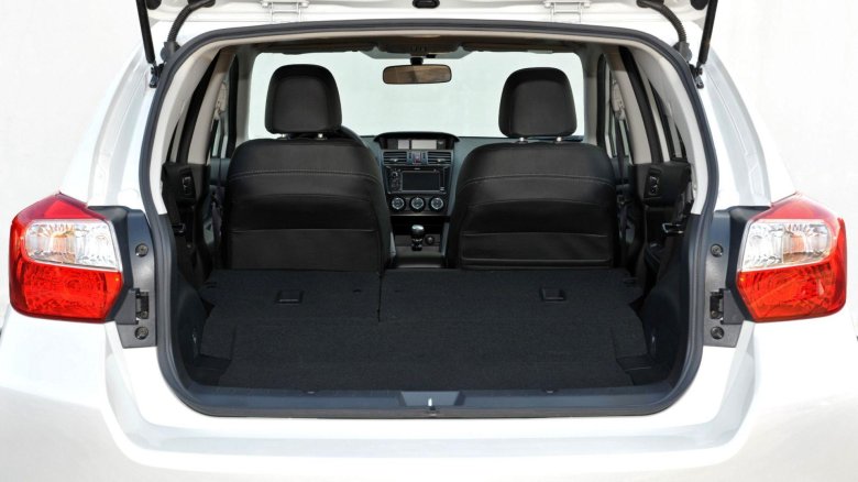 Субару xv 2012 багажник