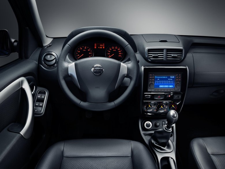 Nissan terrano 2015 салон
