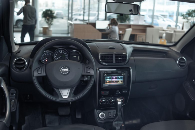 Nissan terrano 2020 салон