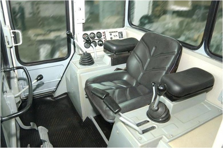 Кабина бульдозера б10м