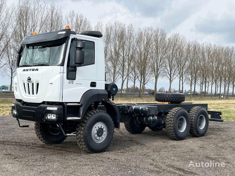 Ивеко траккер тягач 6х6