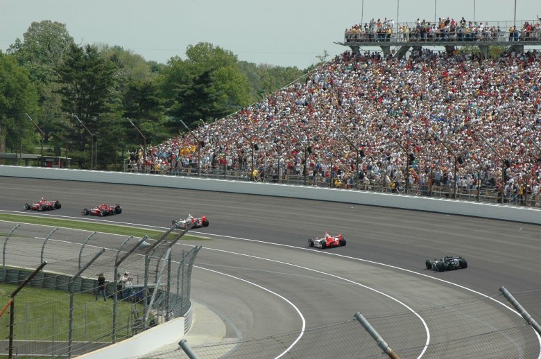 500 миль индианаполиса трасса