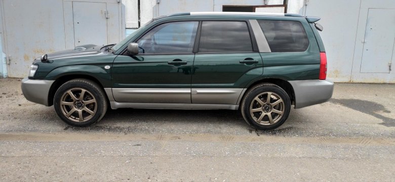 Субару форестер 2004