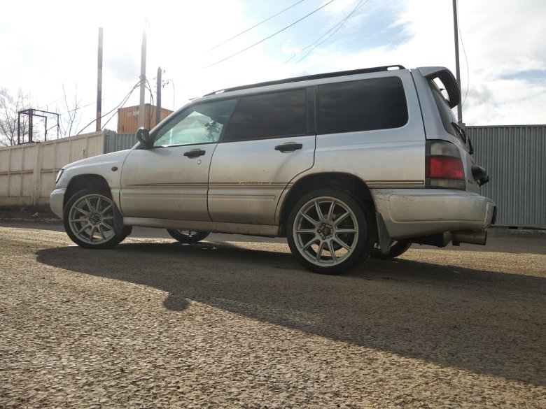 Forester sf r18