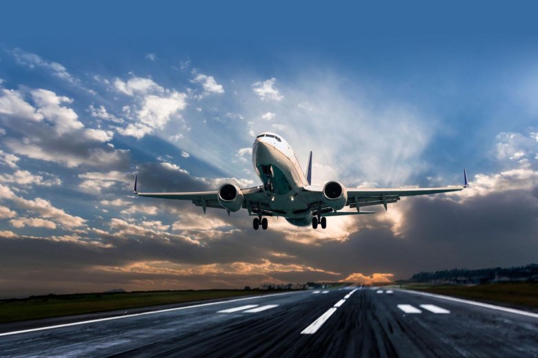 Взлет самолета