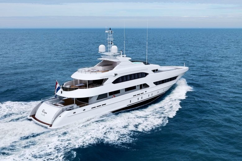 Яхта heesen triton