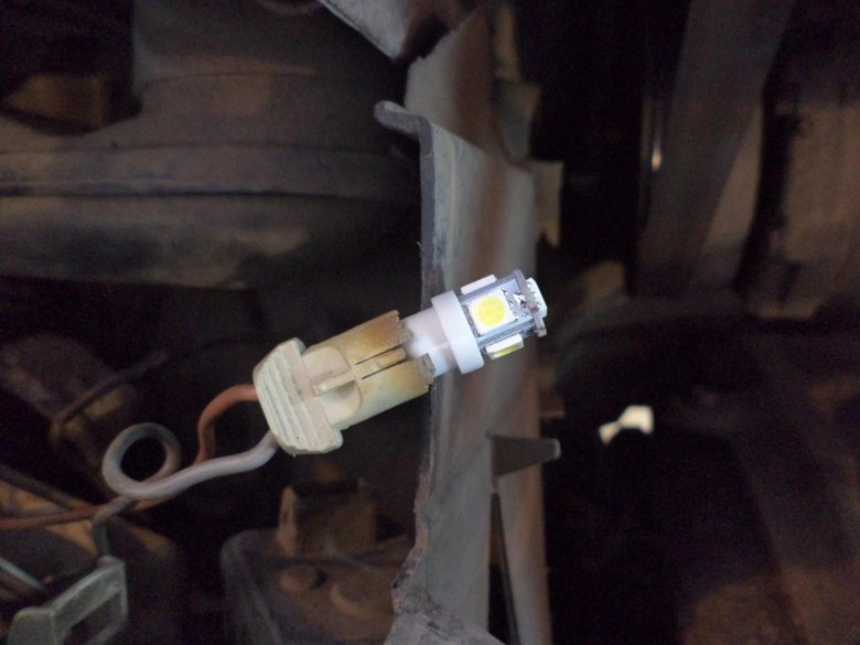 Лампочка габаритов фольксваген пассат б5