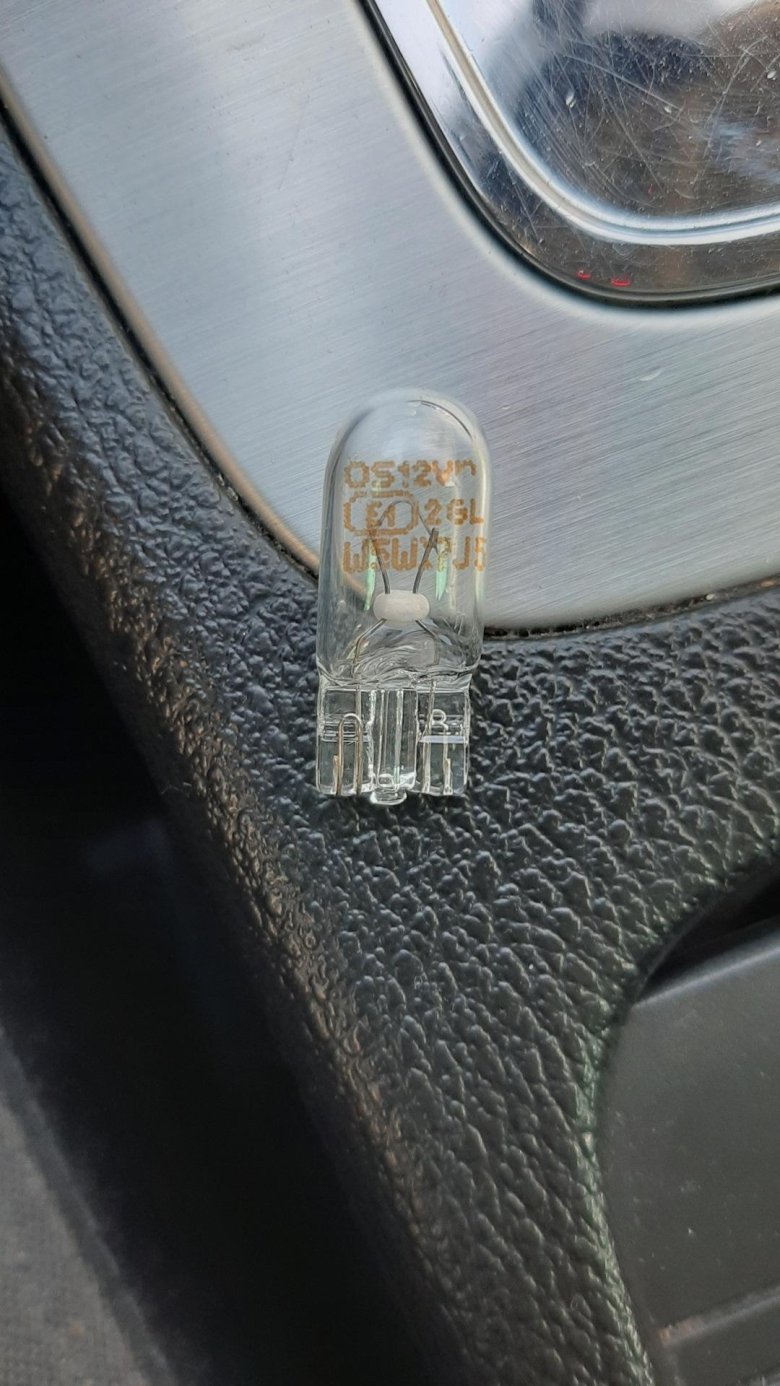 Лампа габаритная пассат б6