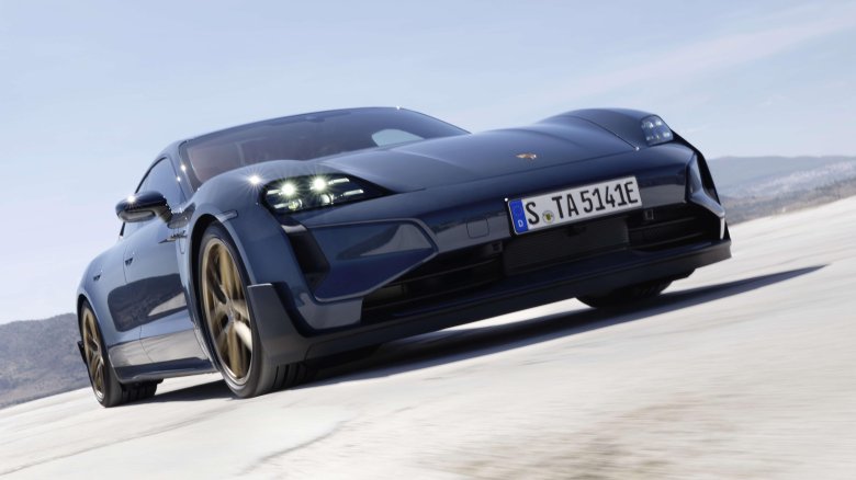 Porsche taycan turbo gt