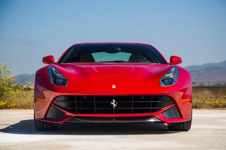 Феррари f 12 berlinetta