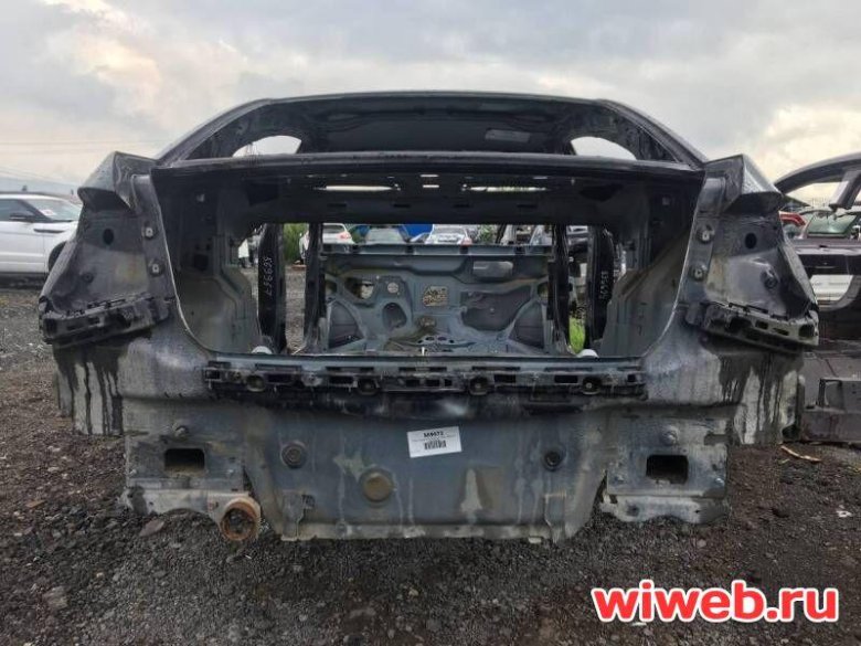 Задняя панель кузова