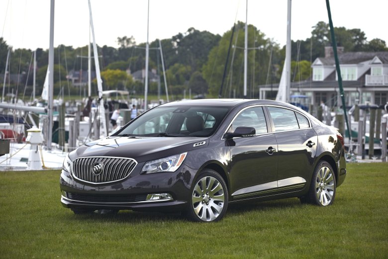 Buick lacrosse 2013
