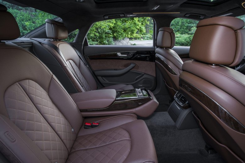 Ауди а8 д4 салон