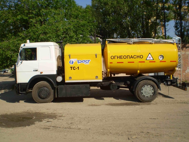 Топливозаправщик аэродромный тза 10