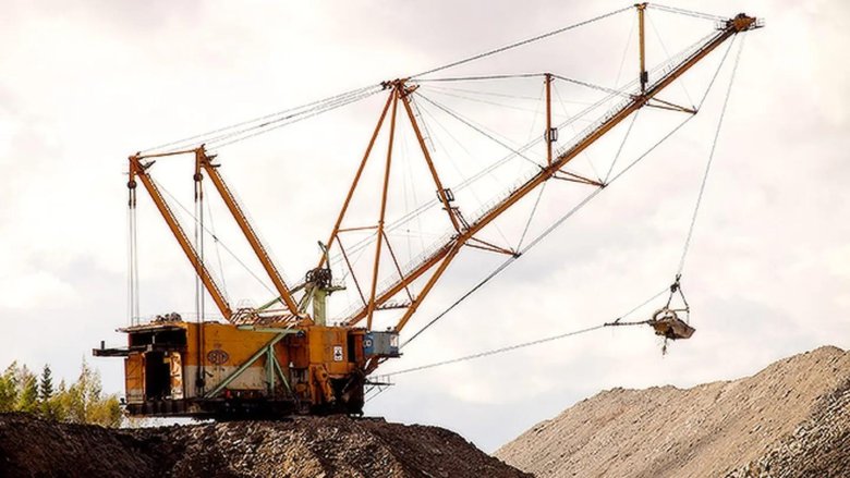 Шагающий экскаватор эш 100