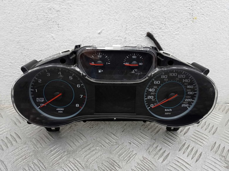 Шевроле круз 2 панель приборов