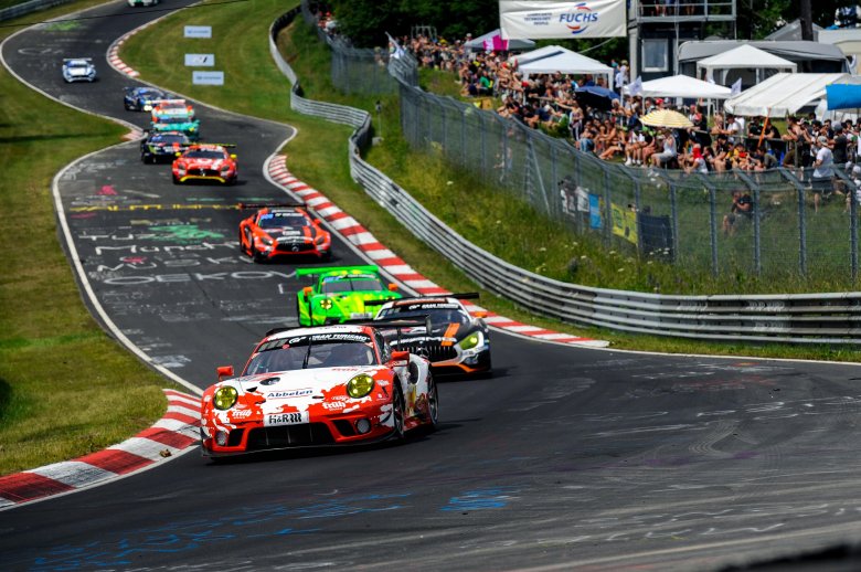 Порше 911 нюрбургринг