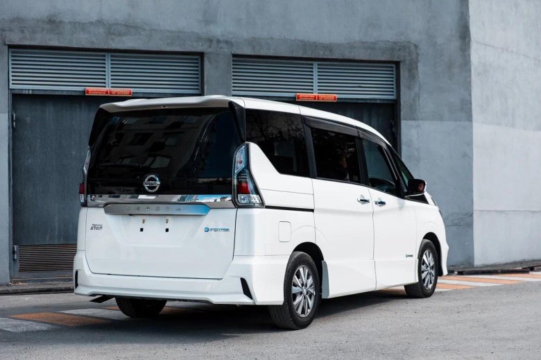 Японские минивэны