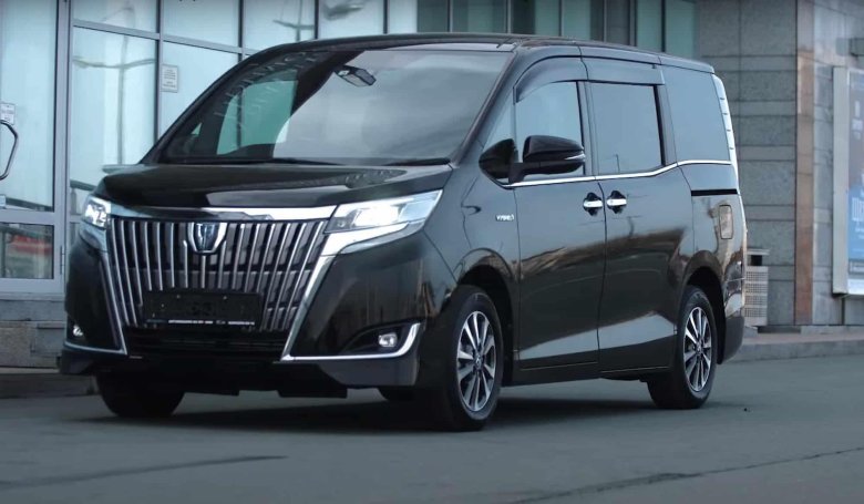 Toyota esquire hybrid