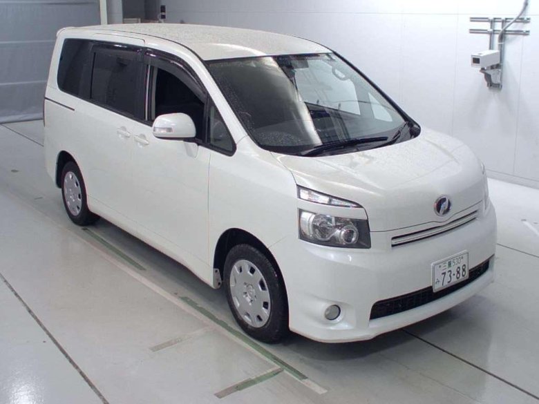 Toyota noah 2007