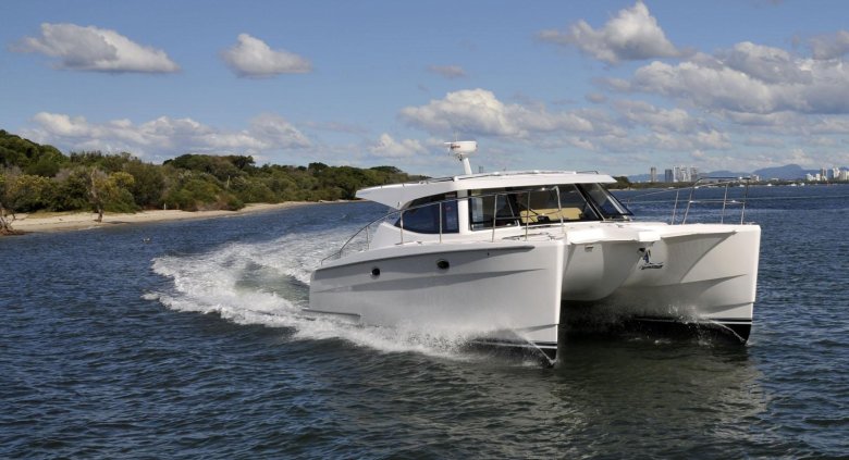 Катамаран leopard 43