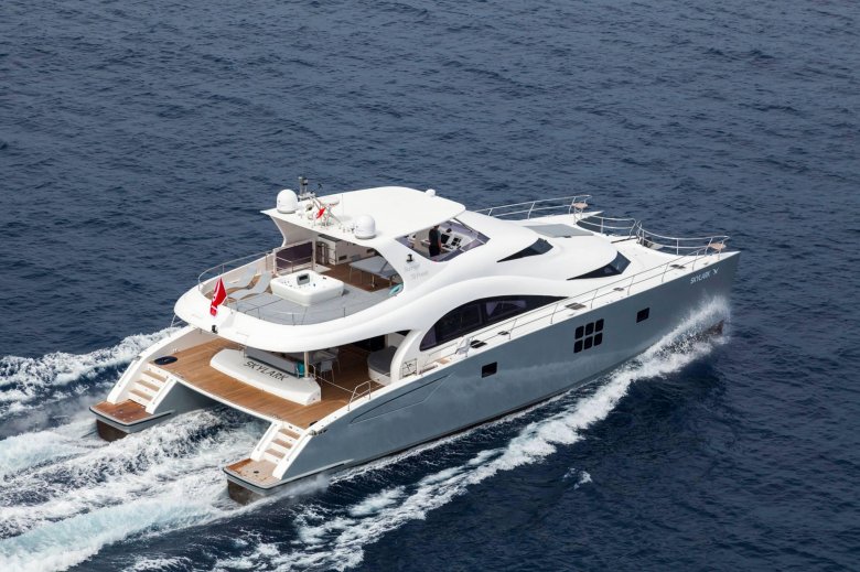 Катамаран sunreef power яхта