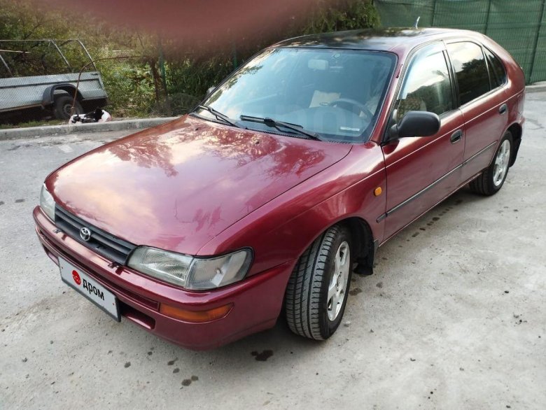 Тойота королла 1998 красная