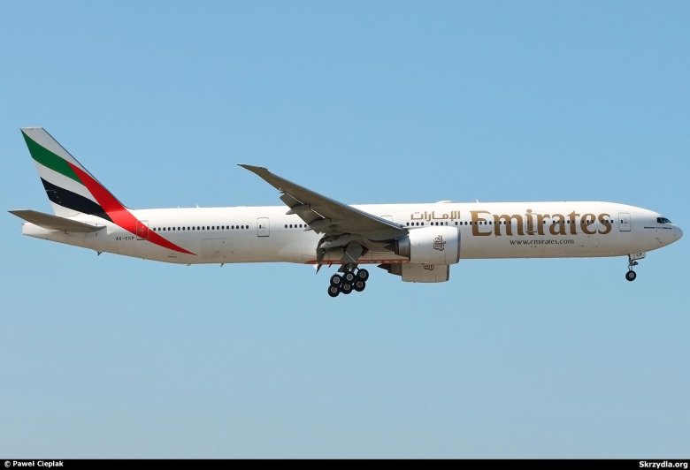 Boeing 777 300 er emirates